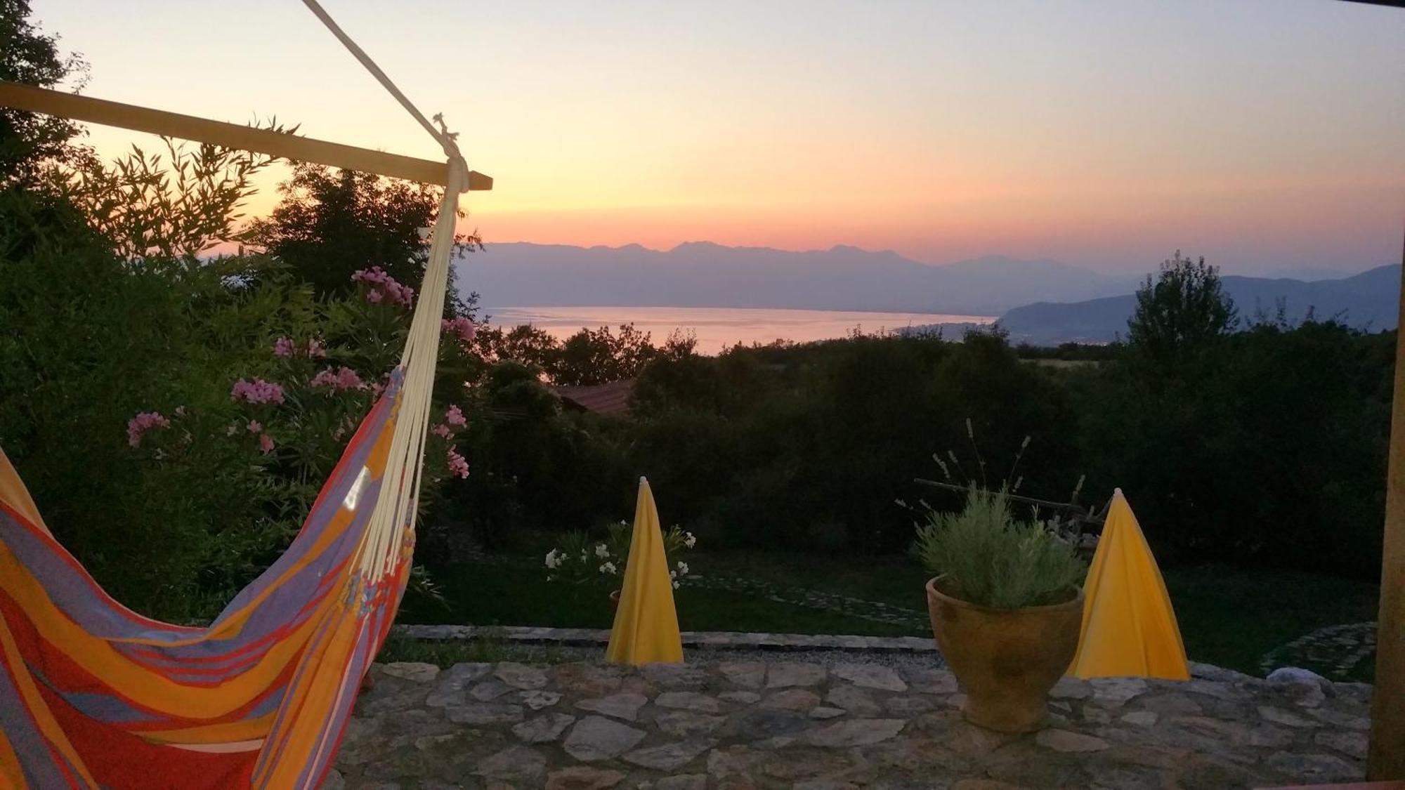 Velestovo Διαμέρισμα *